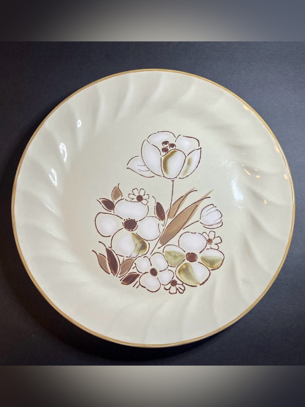 VTG Felicity Sculptura Hearthside Stoneware Floral Pattern Dinner Plate 10.5"